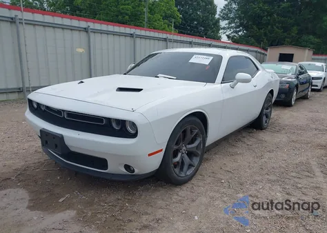 2018 Dodge Challenger R/T из США, поврежденный, VIN 2C3CDZBT8JH131000